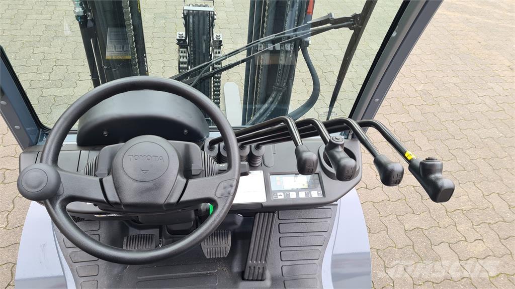 Toyota 02-8FGF25 LPG tehnika