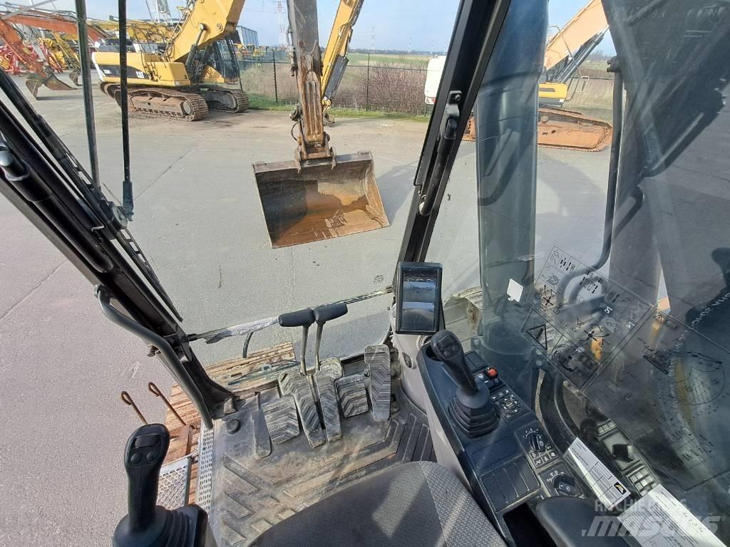 Volvo EC220EL Kāpurķēžu ekskavatori