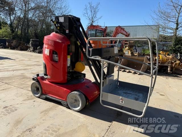 Manitou 100 VJR Vertikālie pacēlāji