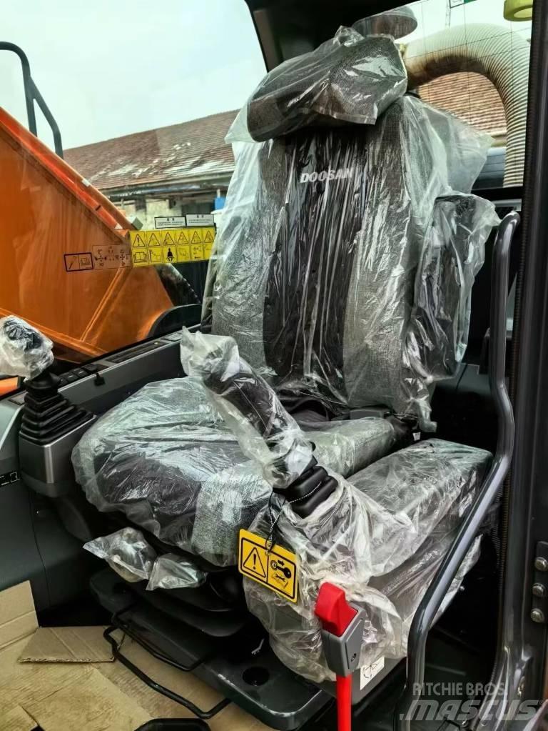 Doosan DX215 Kāpurķēžu ekskavatori