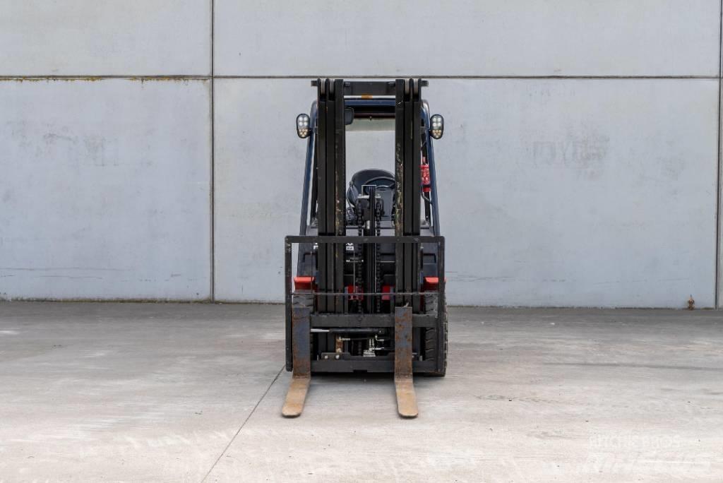 Manitou MI 25 D Tehnika ar dīzeļa dzinēju
