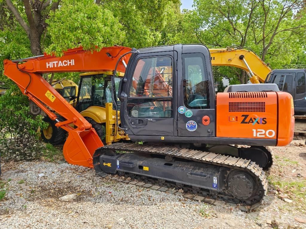 Hitachi ZX 120 Kāpurķēžu ekskavatori