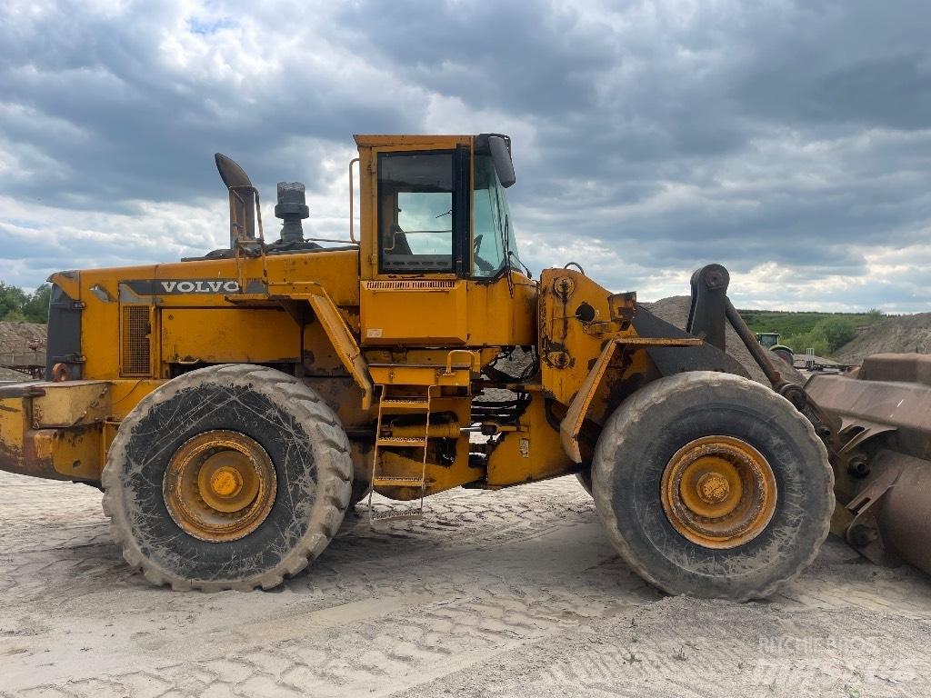 Volvo L 180 C Iekrāvēji uz riteņiem