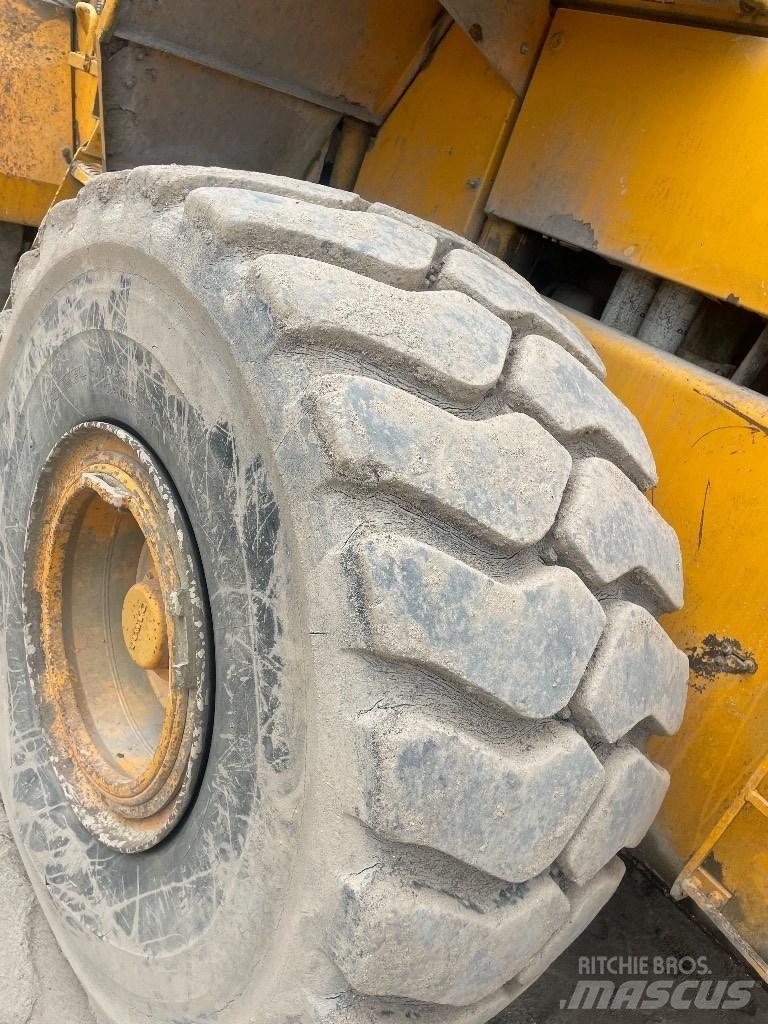 Volvo L 180 C Iekrāvēji uz riteņiem