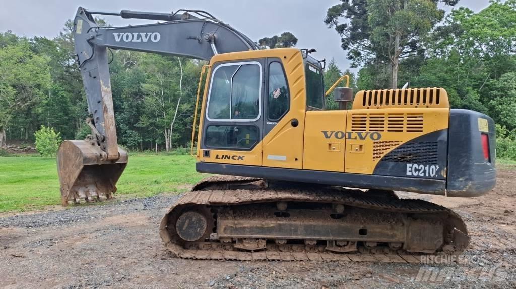 Volvo EC210B Kāpurķēžu ekskavatori