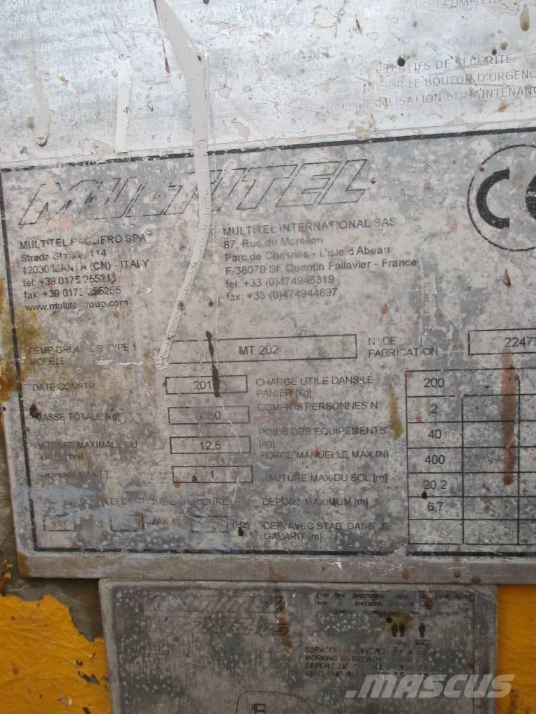 Multitel MT 202 Pacēlāji uz automašīnas bāzes