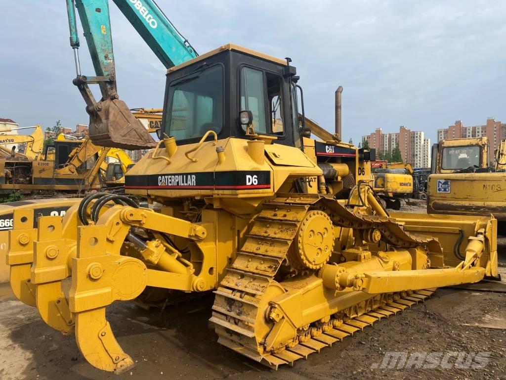 CAT D6R Kāpurķēžu buldozeri