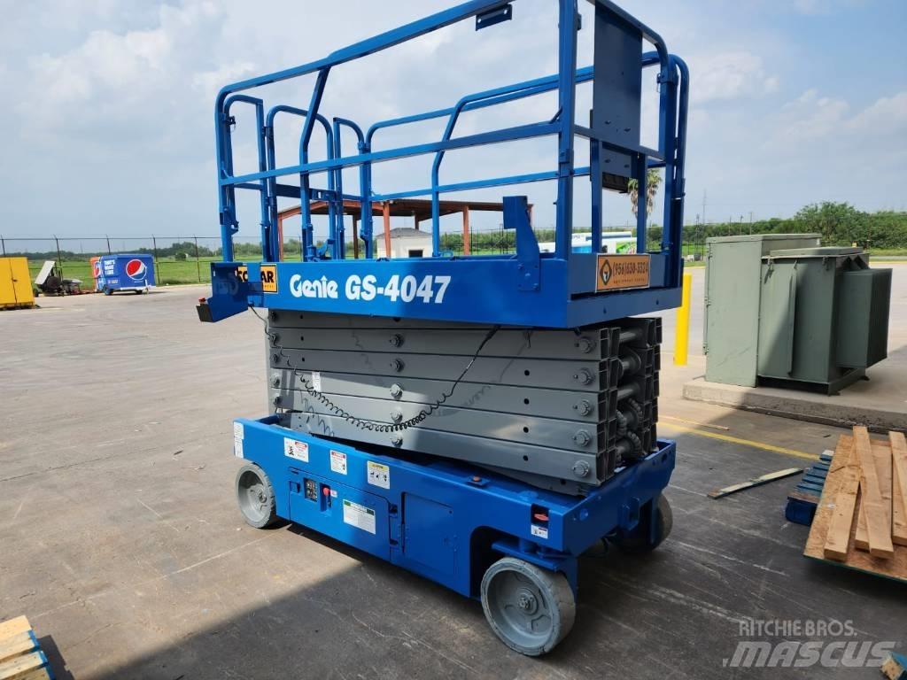 Genie GS 4047 Šķerveida pacēlāji