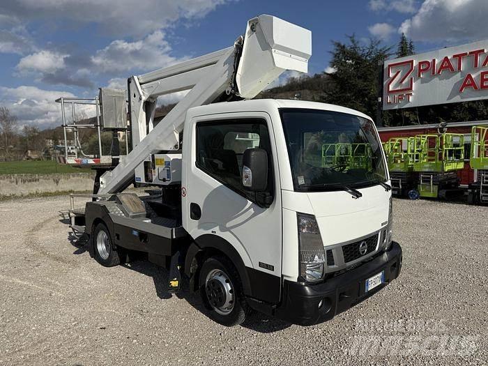 Palfinger P240A Pacēlāji uz automašīnas bāzes