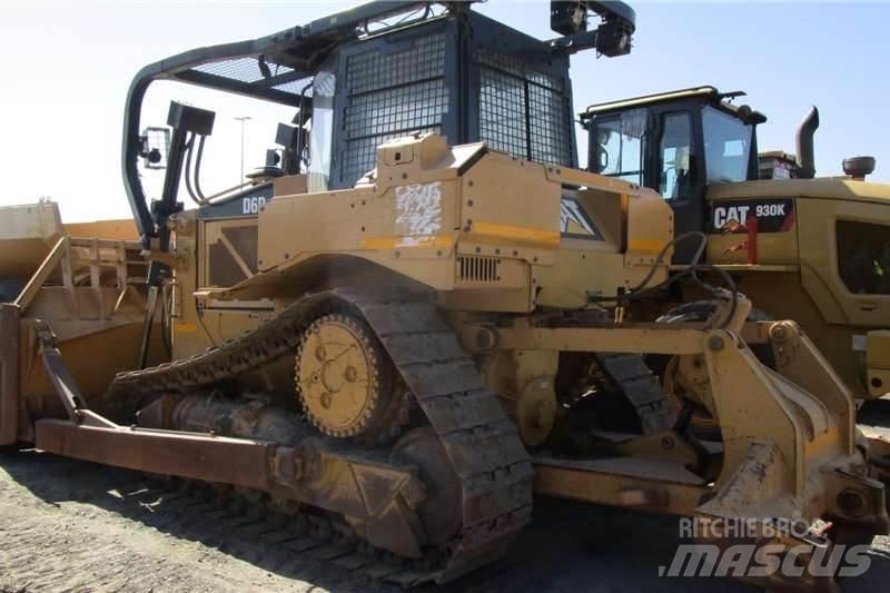 CAT D6R2 Kāpurķēžu buldozeri