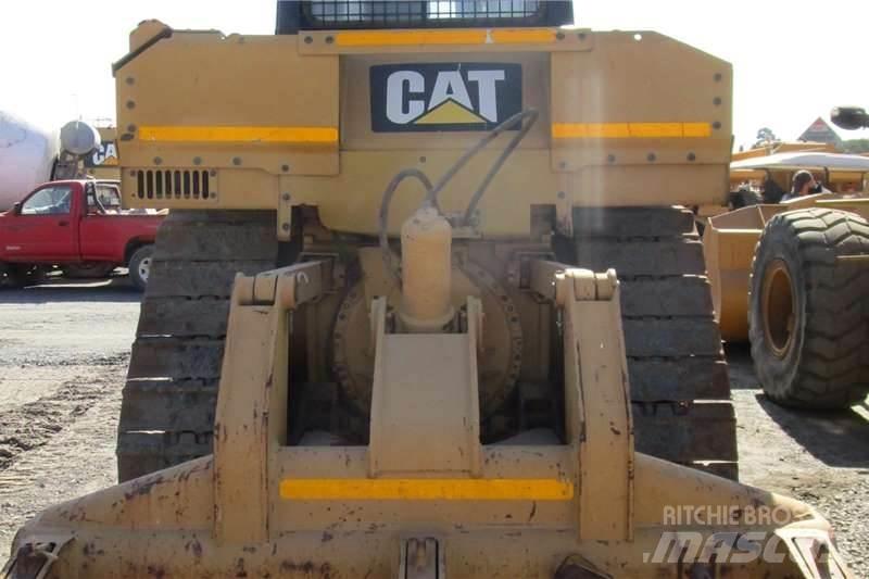 CAT D6R2 Kāpurķēžu buldozeri