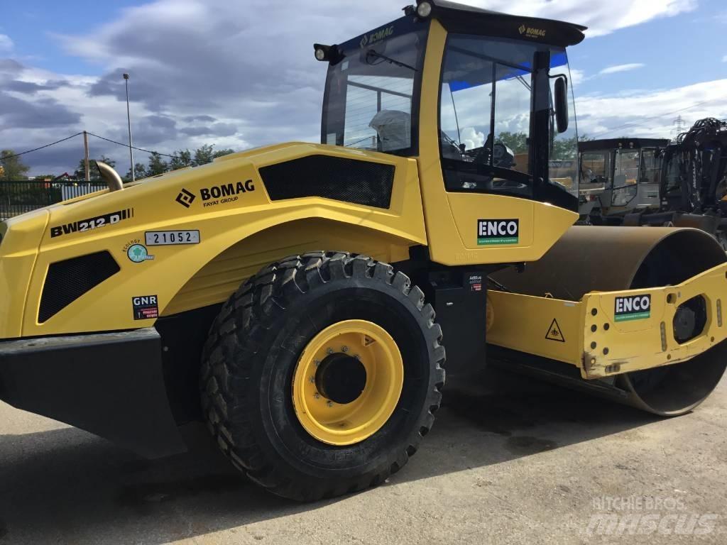 Bomag BW212D5 Augsnes blīvētāji