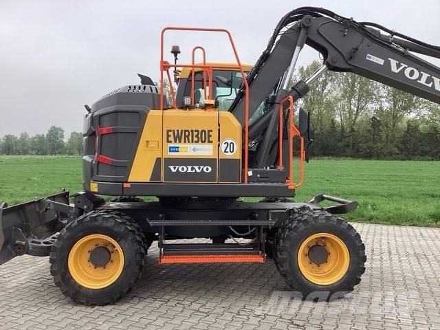 Volvo EWR 130 E Ekskavatori uz riteņiem