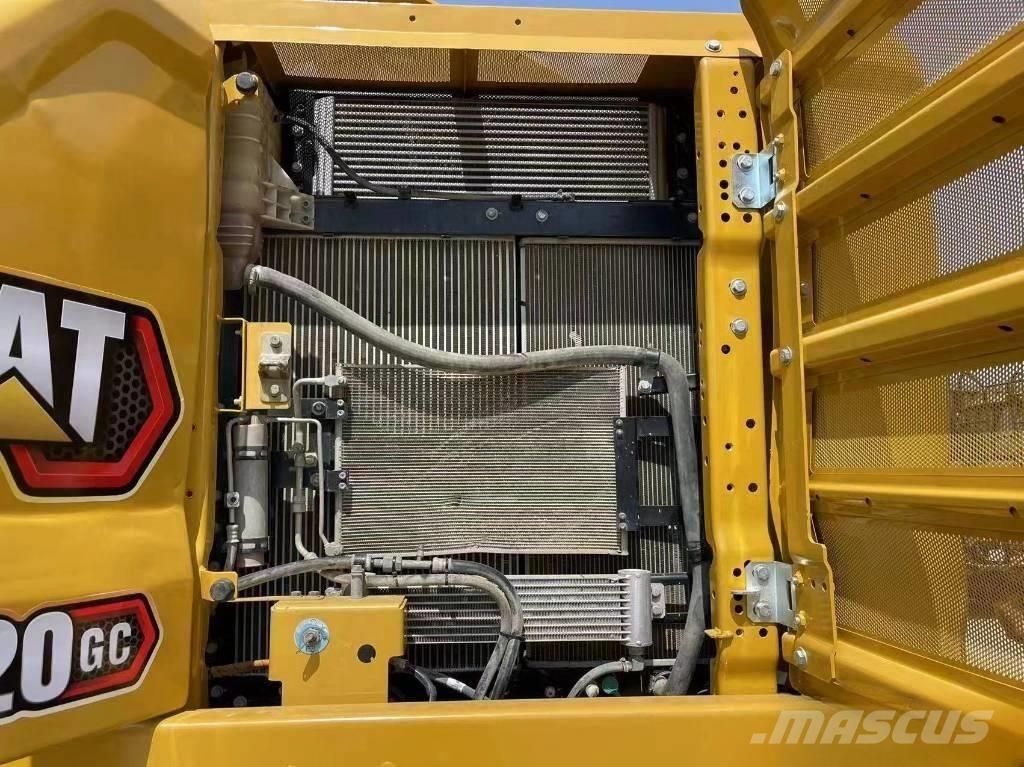 CAT 320GC Kāpurķēžu ekskavatori