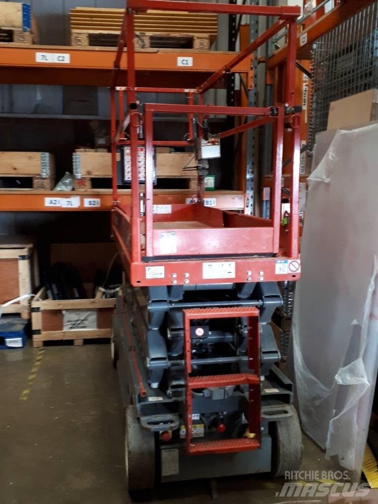 SkyJack SJ 3226 Šķerveida pacēlāji