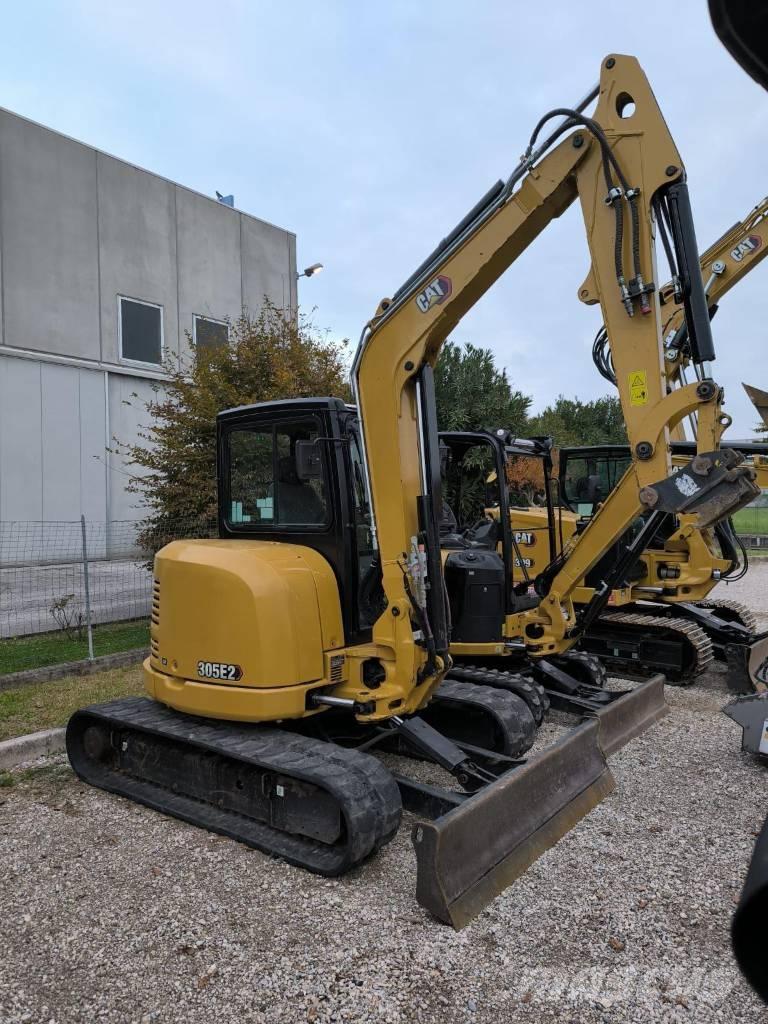 CAT 305E2 CR Mini ekskavatori < 7 t