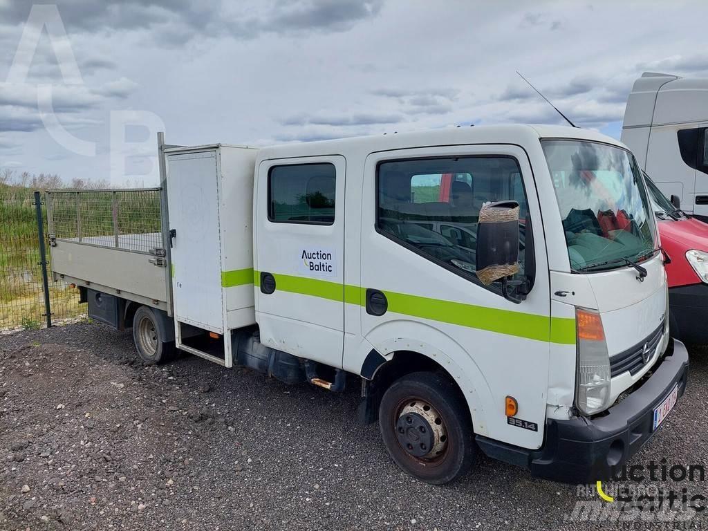 Nissan Cabstar Vieglais kravas automobilis/izkraušana no sāniem