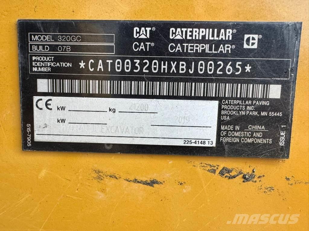 CAT 320GC Kāpurķēžu ekskavatori