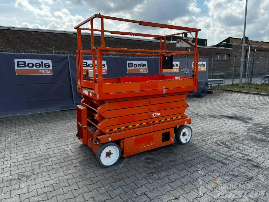 SkyJack SJIII 4632 Šķerveida pacēlāji