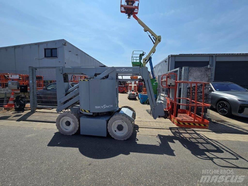 SkyJack SJKB 33 N Strēles pacēlāji