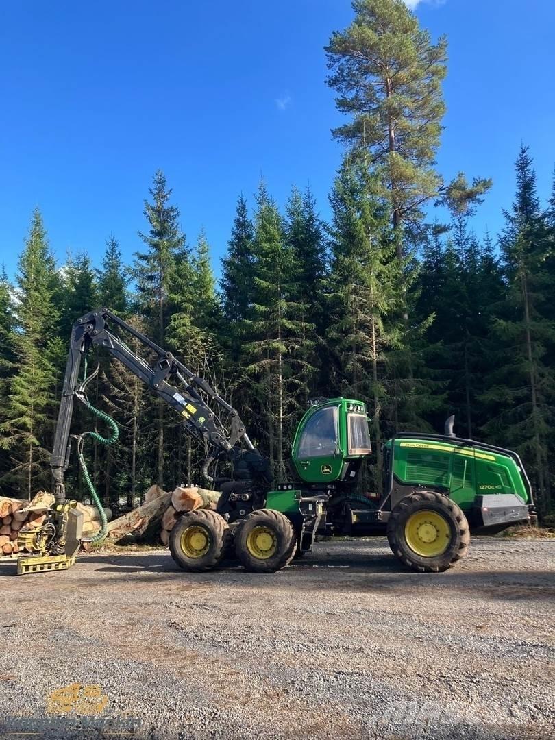 John Deere 1270G Harvesteri