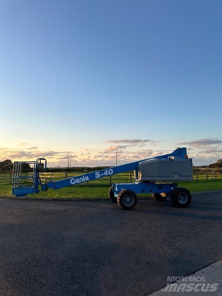 Genie S 40 Teleskopiskie pacēlāji