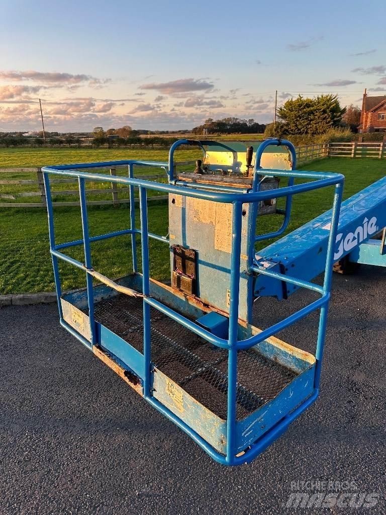 Genie S 40 Teleskopiskie pacēlāji
