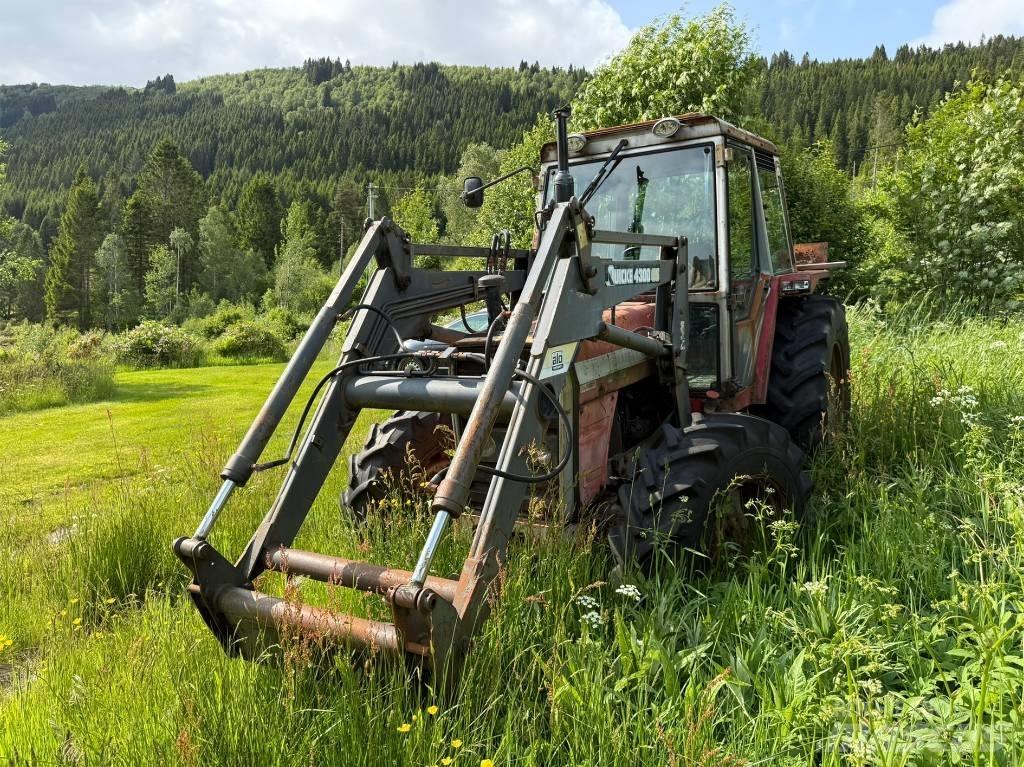 Massey Ferguson 675 Traktori