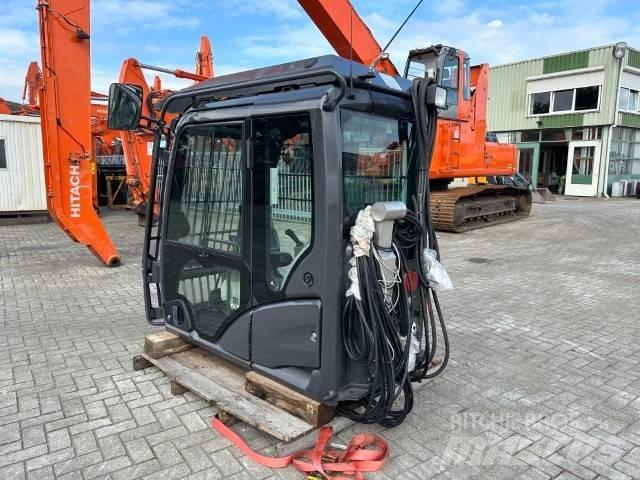Hitachi ZX-LC-5B Kabīnes un interjers