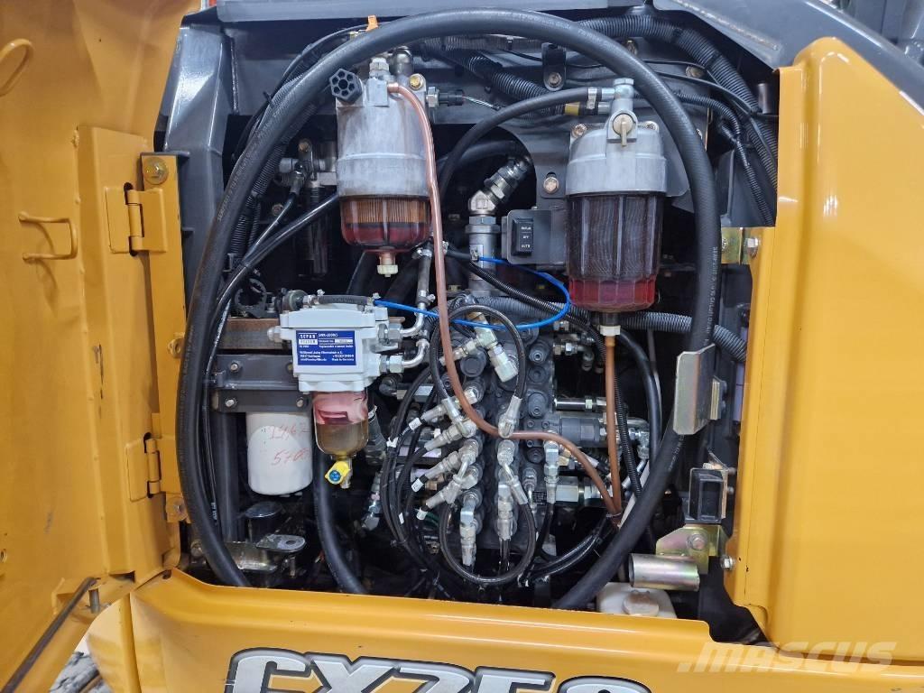 CASE CX 75 C SR Vidēja lieluma ekskavatori 7 t - 12 t