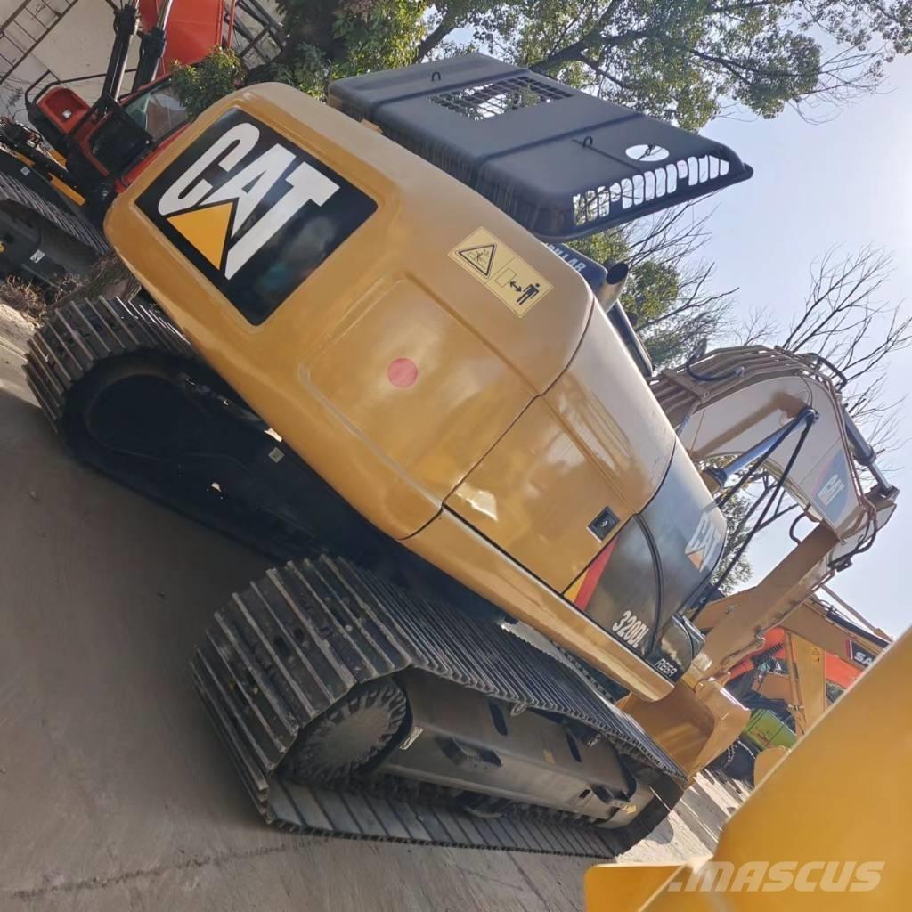 CAT 320 D L Kāpurķēžu ekskavatori
