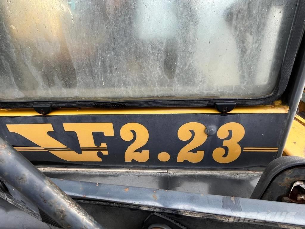 Venieri 2.23 Ekskavatori-iekrāvēji