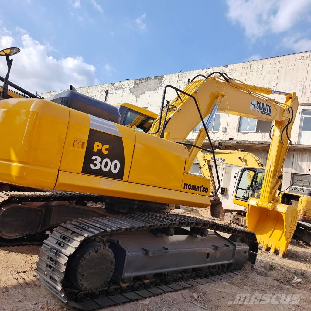 Komatsu PC 300-7 Kāpurķēžu ekskavatori