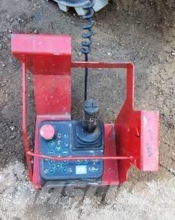 Magni DS 1218 RT Šķerveida pacēlāji