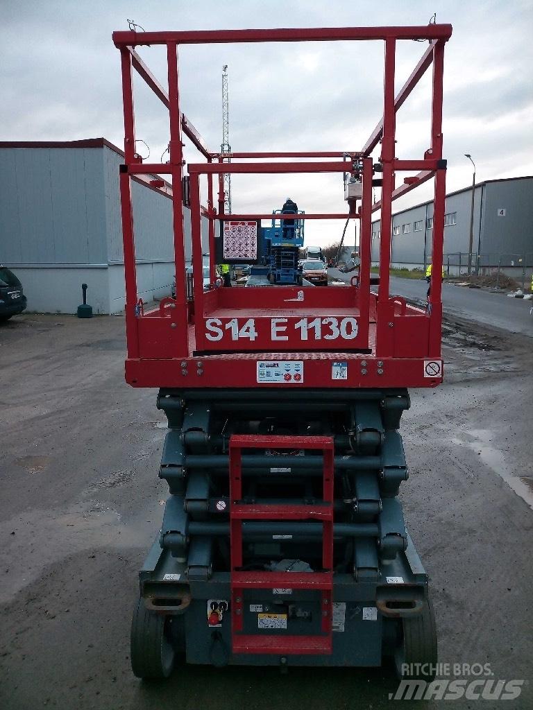 SkyJack SJ 4740 Šķerveida pacēlāji