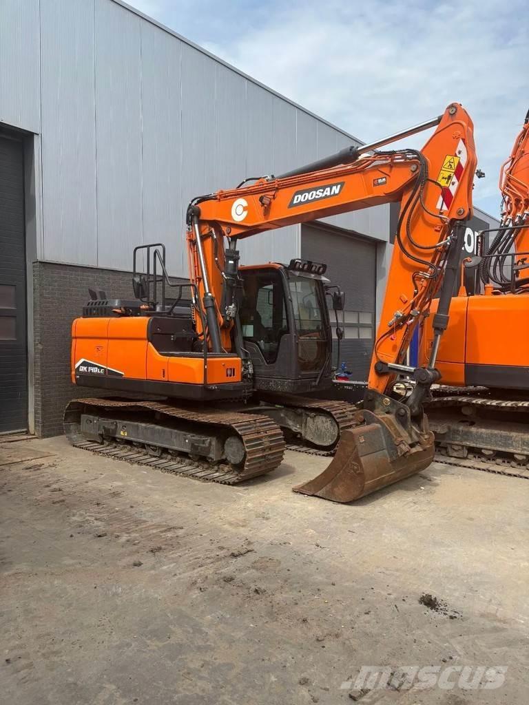 Develon DX140LC-7 Kāpurķēžu ekskavatori
