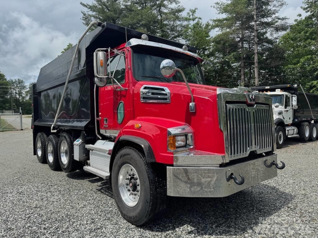 Western Star 4700 Pašizgāzējs