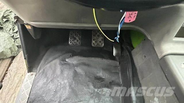 Merlo P32.12EVS Teleskopiskie manipulatori