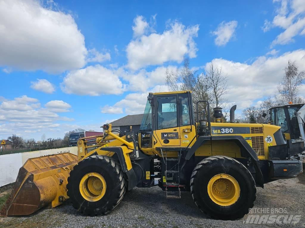 Komatsu WA 380-6 Iekrāvēji uz riteņiem