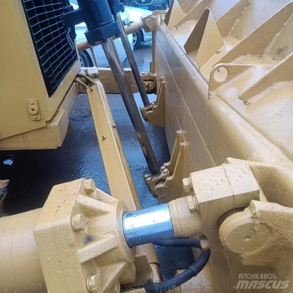 CAT D 6 H Greideri