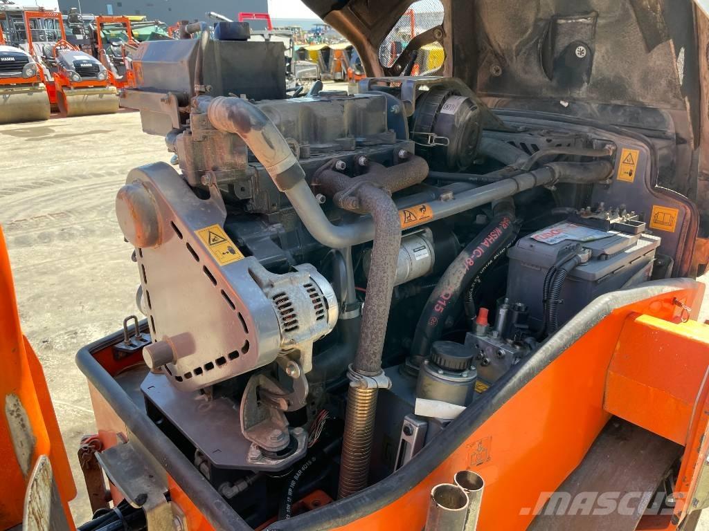 Hamm HD 12 VV Divvalču grunts veltņi