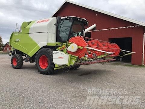 CLAAS Tucano 320 Ražas novākšanas kombaini