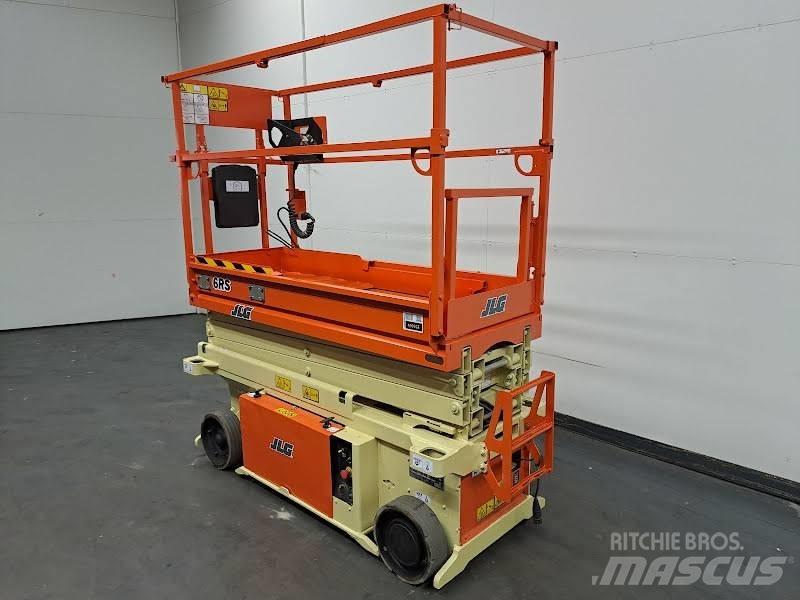 JLG 6 RS Šķerveida pacēlāji
