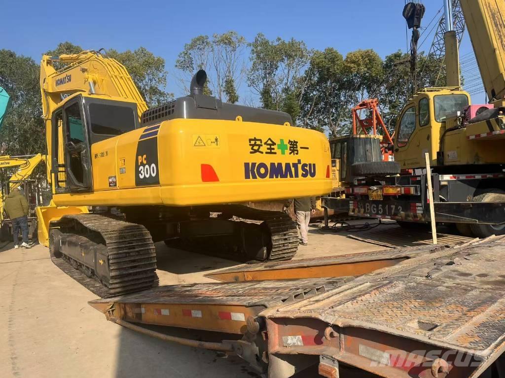 Komatsu PC 300 LC-7 Kāpurķēžu ekskavatori