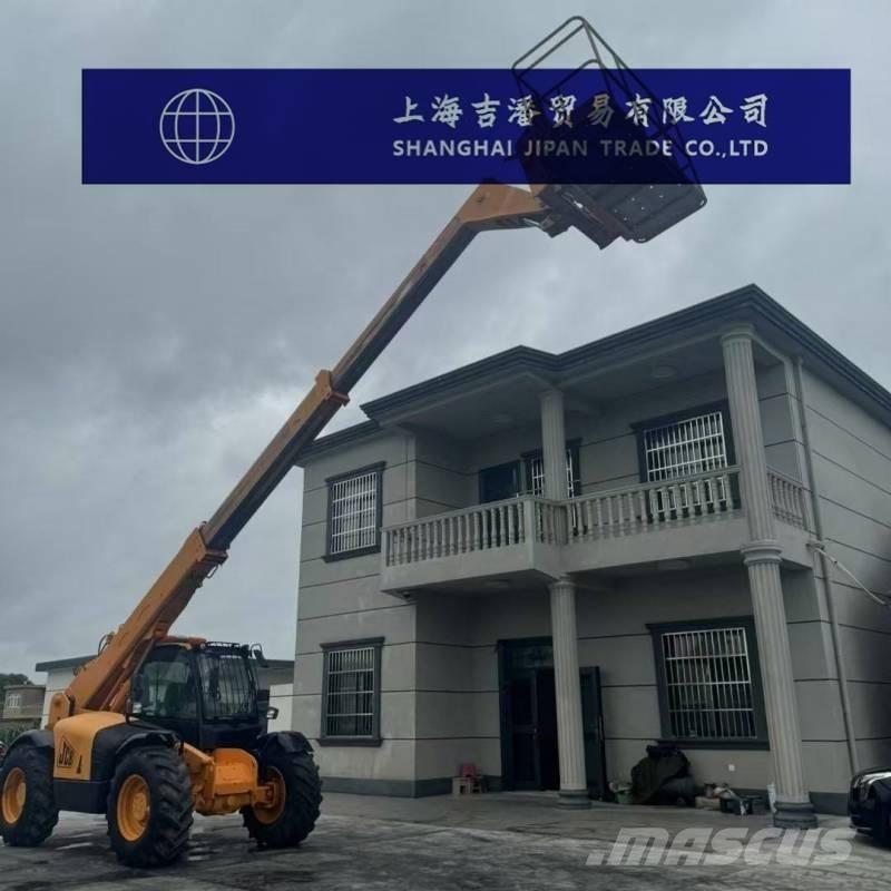 JCB 535-95 Teleskopiskie manipulatori