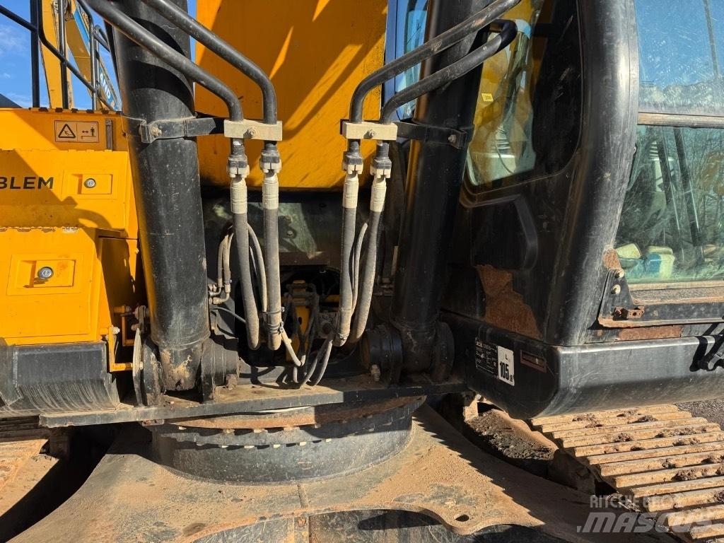 JCB JS300 LC ( 35 Ton ) Kāpurķēžu ekskavatori