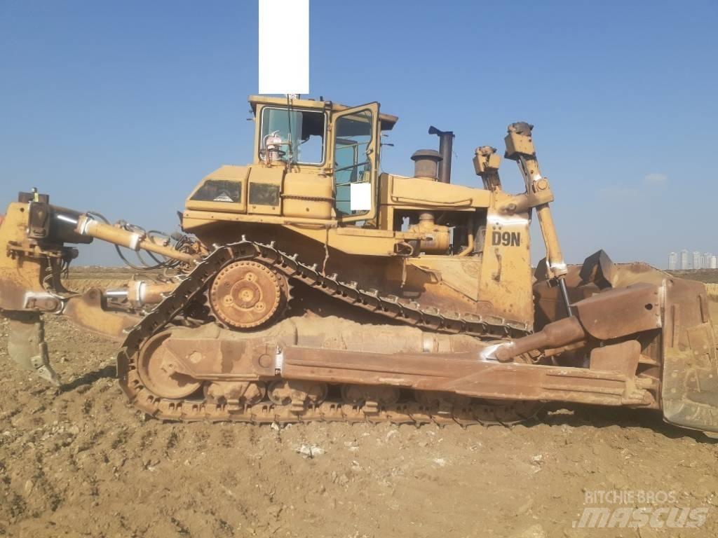 CAT D 9 N Kāpurķēžu buldozeri