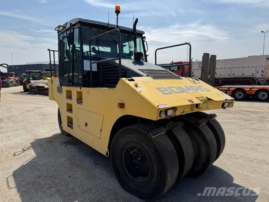 Bomag BW 24 R Pneimatiskie veltņi