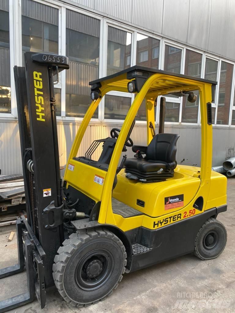 Hyster H2.50FT Tehnika ar dīzeļa dzinēju