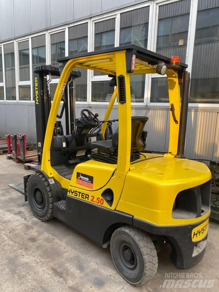 Hyster H2.50FT Tehnika ar dīzeļa dzinēju